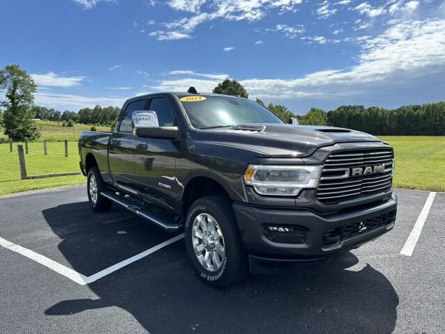 2024 RAM Ram 2500 RAM 2500 LARAMIE CREW CAB 4X4 64 BOX