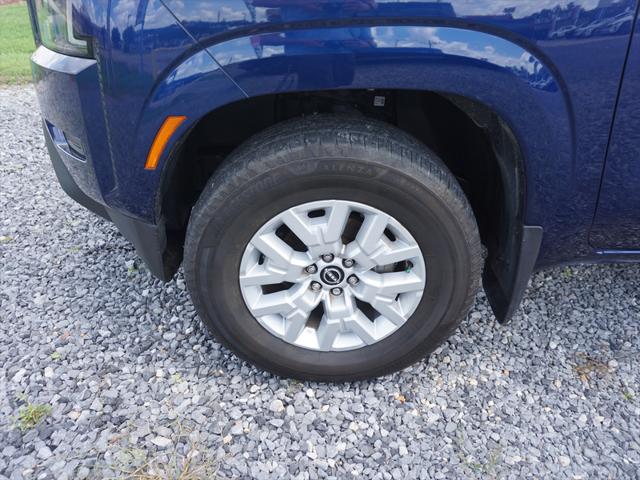 2022 Nissan Frontier Crew Cab SV 4x2