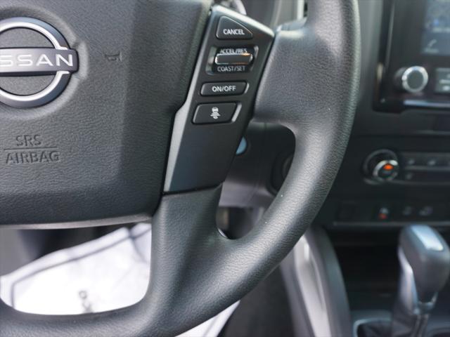 2022 Nissan Frontier Crew Cab SV 4x2