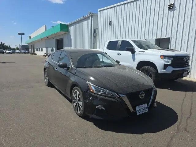 2022 Nissan Altima SV FWD for sale in Selma, CA