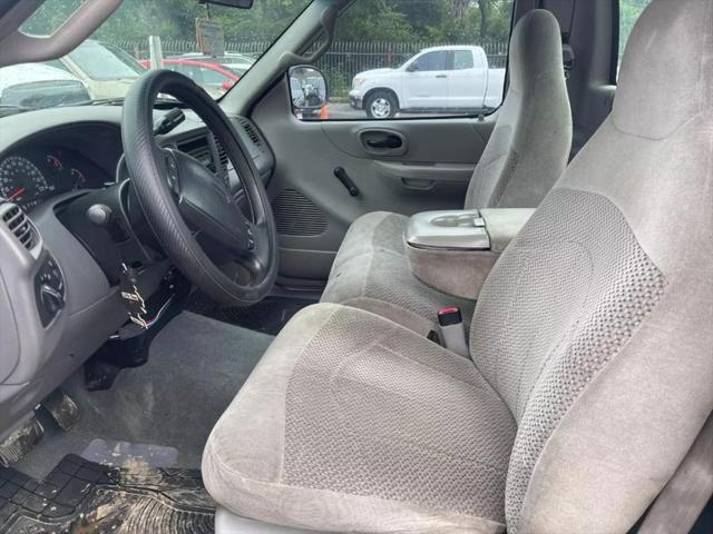 2000 Ford F-150 Base