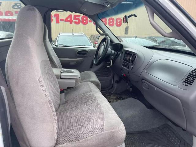 2000 Ford F-150 Base
