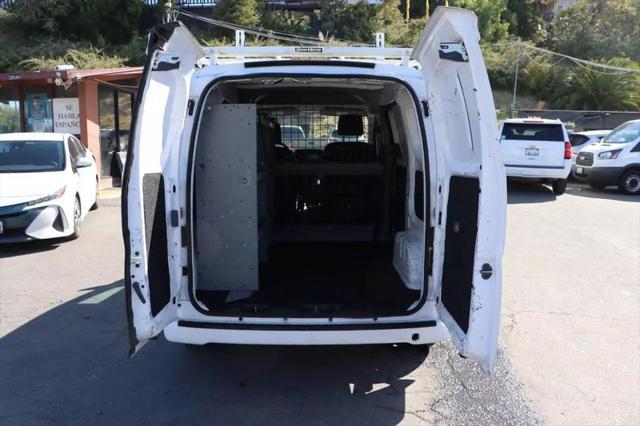 2019 Nissan NV200 SV