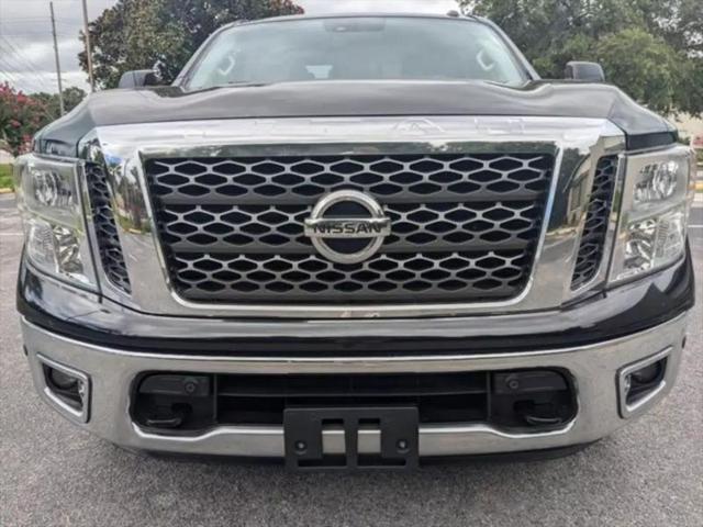 2017 Nissan Titan SV