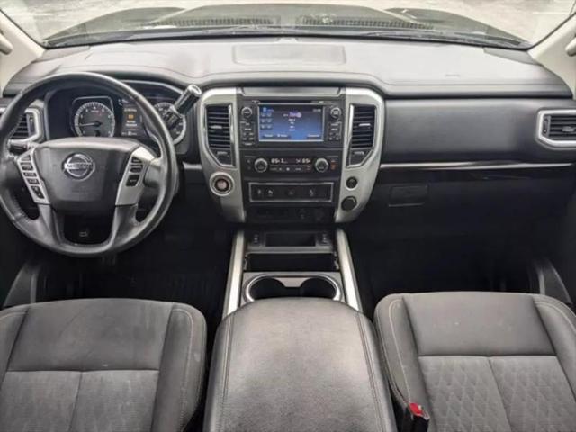 2017 Nissan Titan SV