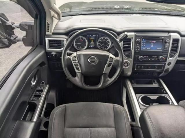 2017 Nissan Titan SV