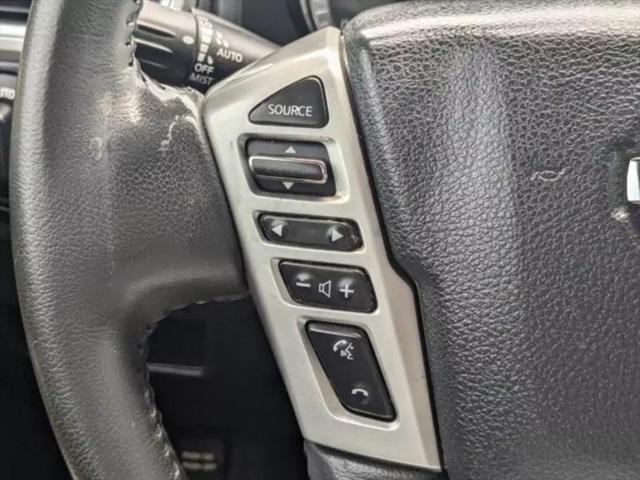 2017 Nissan Titan SV