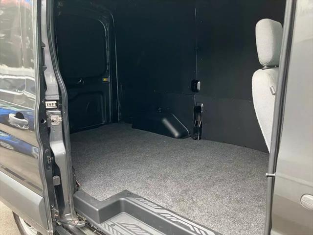 2016 Ford Transit Medium Roof w/Sliding Side Door w/RWB Van 3D