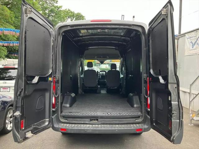 2016 Ford Transit Medium Roof w/Sliding Side Door w/RWB Van 3D