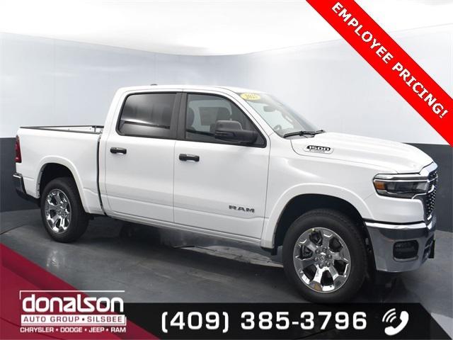 2025 RAM Ram 1500 RAM 1500 LONE STAR CREW CAB 4X4 57 BOX