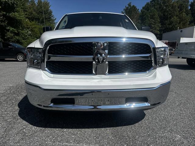 2024 RAM Ram 1500 Classic RAM 1500 CLASSIC TRADESMAN CREW CAB 4X4 64 BOX