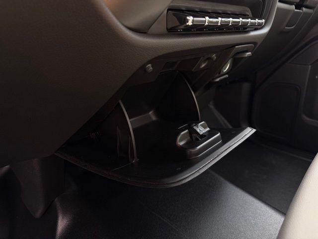 2024 Chevrolet Silverado 6500HD 1WT