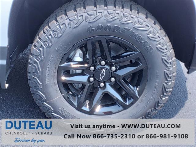 2024 Chevrolet Silverado 1500 4WD Crew Cab Short Bed Custom Trail Boss