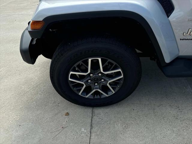 2024 Jeep Wrangler WRANGLER 4-DOOR SAHARA