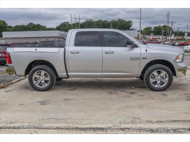 2017 RAM 1500 Big Horn Crew Cab 4x4 57 Box