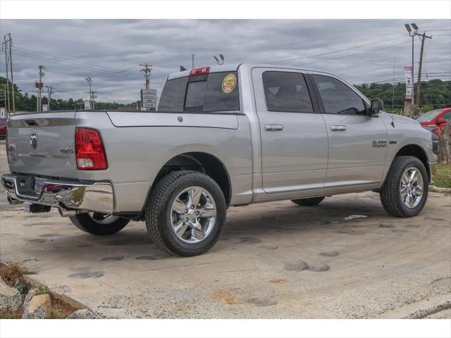 2017 RAM 1500 Big Horn Crew Cab 4x4 57 Box