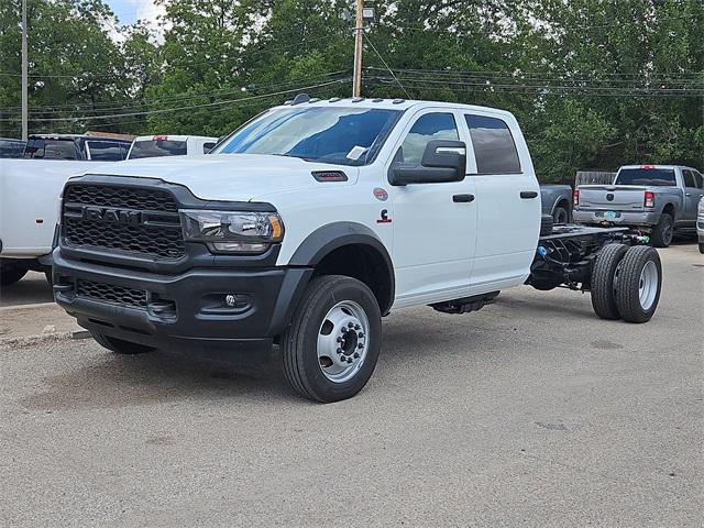 2024 RAM Ram 4500 Chassis Cab RAM 4500 TRADESMAN CHASSIS CREW CAB 4X4 84 CA