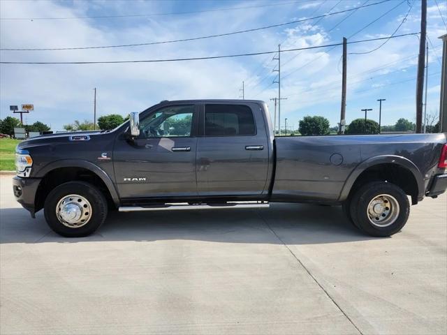 2020 RAM 3500 Laramie Crew Cab 4x4 8 Box