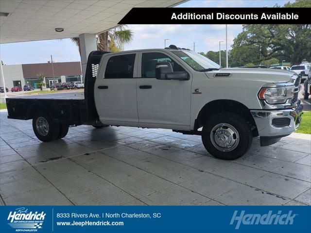 2024 RAM Ram 3500 Chassis Cab RAM 3500 TRADESMAN CREW CAB CHASSIS 4X4 60 CA