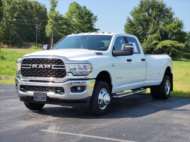 2023 RAM 3500 Big Horn Crew Cab 4x4 8 Box