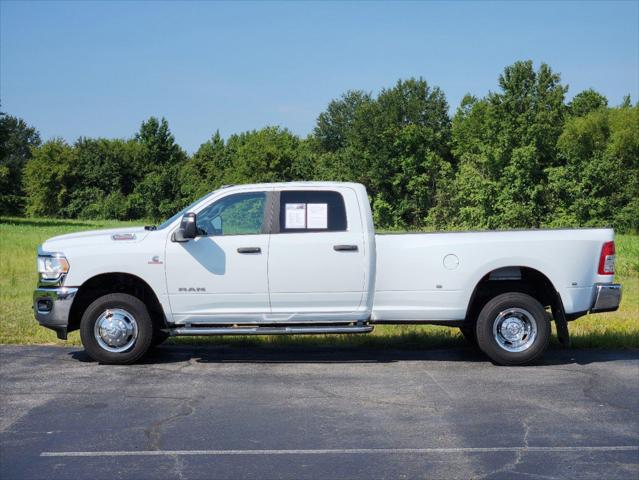 2023 RAM 3500 Big Horn Crew Cab 4x4 8 Box