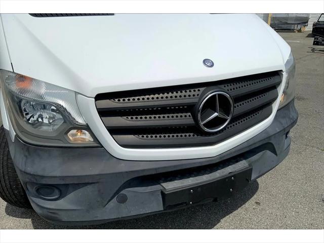 2015 Mercedes-Benz Sprinter 2500 Normal Roof