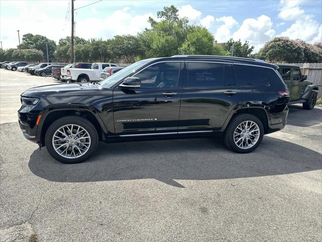 2023 Jeep Grand Cherokee L Summit 4x2