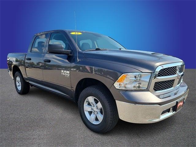 2022 RAM 1500 Classic SLT Crew Cab 4x4 57 Box