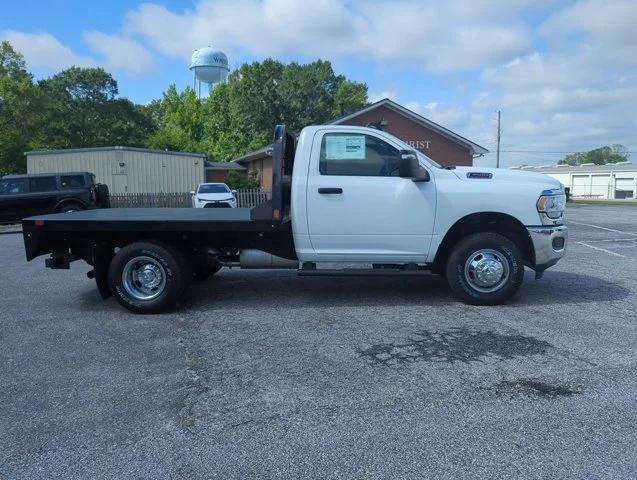 2024 RAM Ram 3500 Chassis Cab RAM 3500 TRADESMAN CHASSIS REGULAR CAB 4X4 60 CA