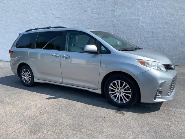 2020 Toyota Sienna XLE Premium