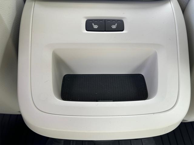 2024 Volvo S60 B5 Plus Dark Theme