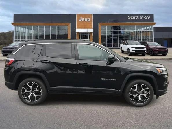 2025 Jeep Compass COMPASS LIMITED 4X4