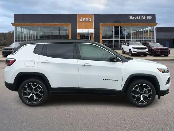 2025 Jeep Compass COMPASS LIMITED 4X4