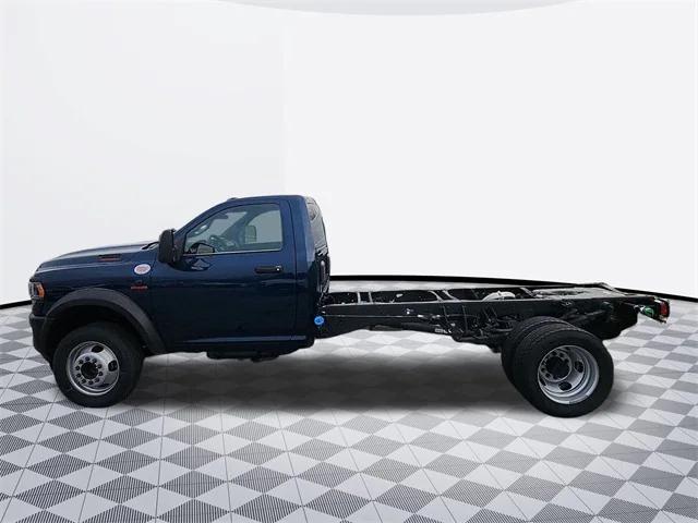 2024 RAM Ram 5500 Chassis Cab RAM 5500 TRADESMAN CHASSIS REGULAR CAB 4X4 84 CA