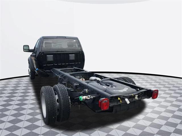 2024 RAM Ram 5500 Chassis Cab RAM 5500 TRADESMAN CHASSIS REGULAR CAB 4X4 84 CA
