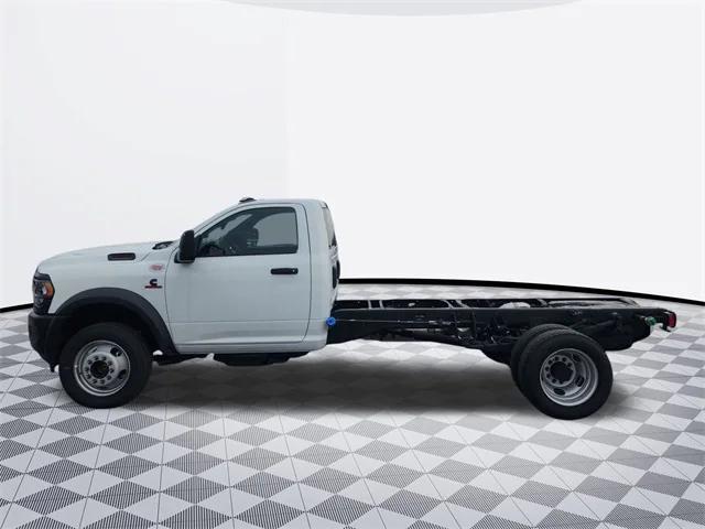 2024 RAM Ram 5500 Chassis Cab RAM 5500 TRADESMAN CHASSIS REGULAR CAB 4X4 84 CA