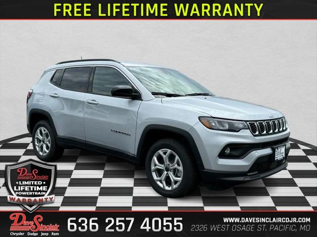 2025 Jeep Compass COMPASS LATITUDE 4X4