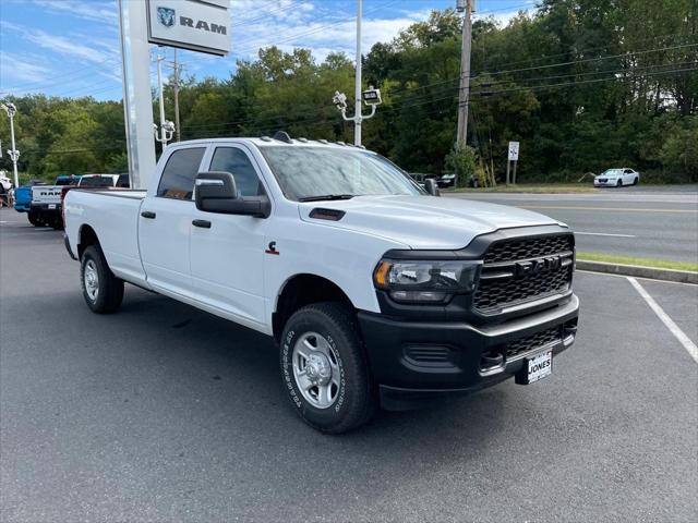 2024 RAM Ram 3500 RAM 3500 TRADESMAN CREW CAB 4X4 8 BOX