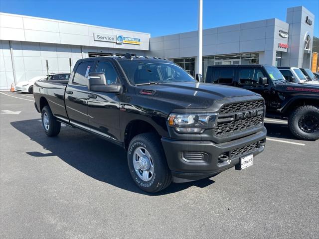 2024 RAM Ram 3500 RAM 3500 TRADESMAN CREW CAB 4X4 8 BOX