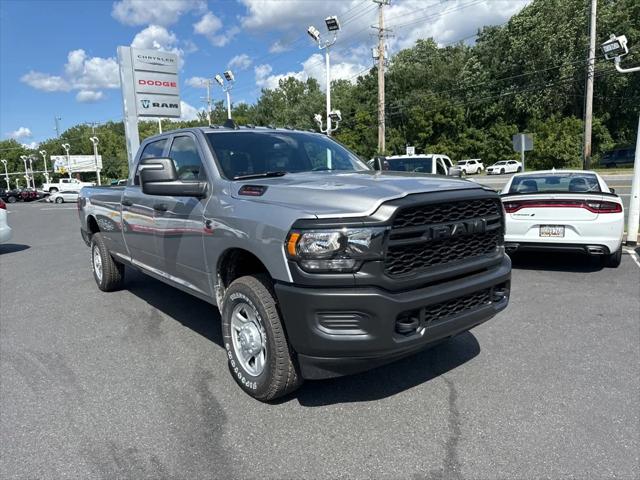 2024 RAM Ram 3500 RAM 3500 TRADESMAN CREW CAB 4X4 8 BOX