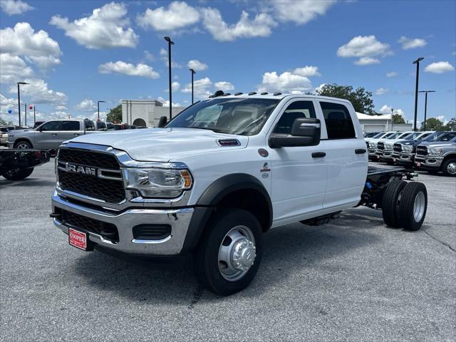 2024 RAM Ram 5500 Chassis Cab RAM 5500 TRADESMAN CHASSIS CREW CAB 4X4 60 CA