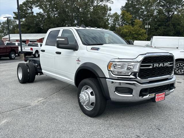 2024 RAM Ram 5500 Chassis Cab RAM 5500 TRADESMAN CHASSIS CREW CAB 4X4 60 CA