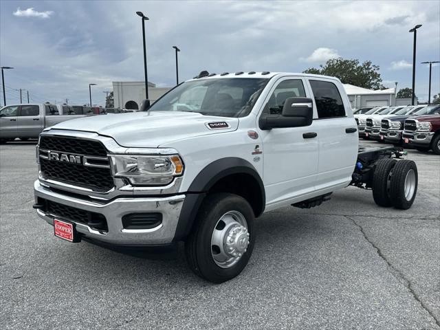 2024 RAM Ram 5500 Chassis Cab RAM 5500 TRADESMAN CHASSIS CREW CAB 4X4 60 CA