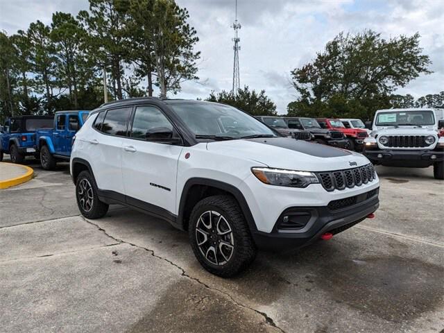 2025 Jeep Compass COMPASS TRAILHAWK 4X4