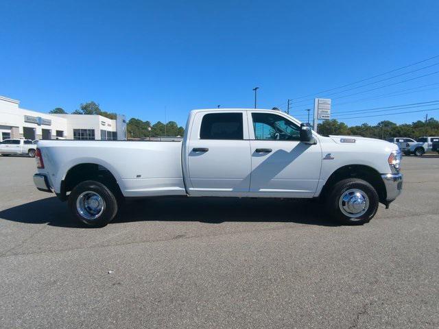 2024 RAM Ram 3500 RAM 3500 TRADESMAN CREW CAB 4X4 8 BOX