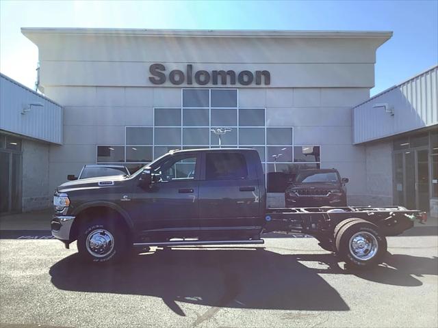 2024 RAM Ram 3500 Chassis Cab RAM 3500 TRADESMAN CREW CAB CHASSIS 4X4 60 CA