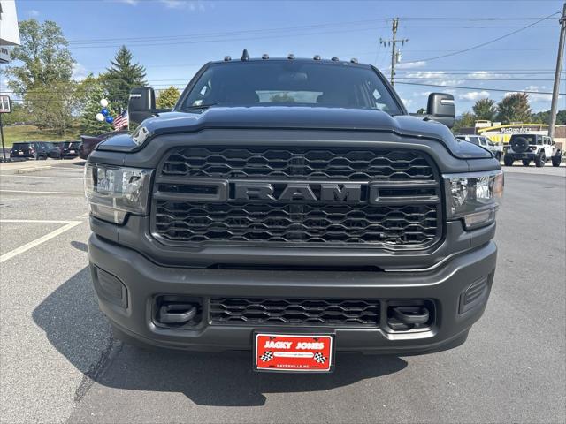 2024 RAM Ram 3500 RAM 3500 TRADESMAN CREW CAB 4X4 8 BOX