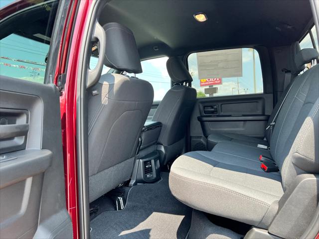 2024 Ram 2500 Tradesman Crew Cab 4x4 6'4" Box