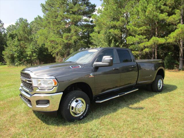 2024 RAM Ram 3500 RAM 3500 TRADESMAN CREW CAB 4X4 8 BOX