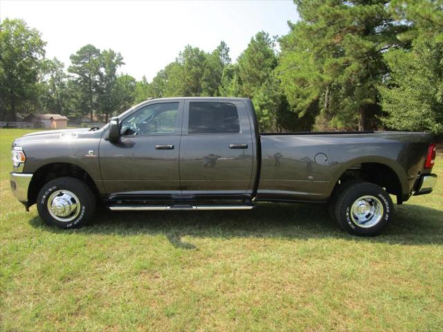 2024 RAM Ram 3500 RAM 3500 TRADESMAN CREW CAB 4X4 8 BOX